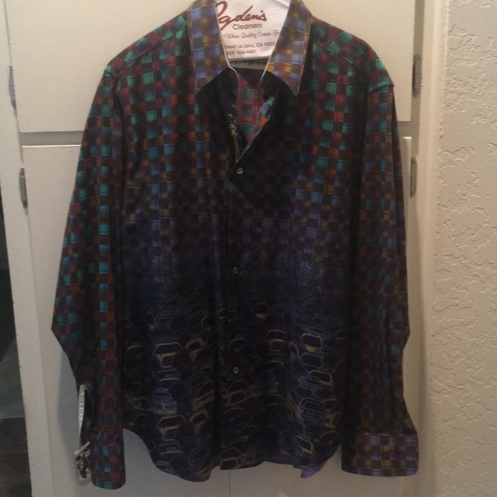 Special N.Y. Edition Robert Graham button-up